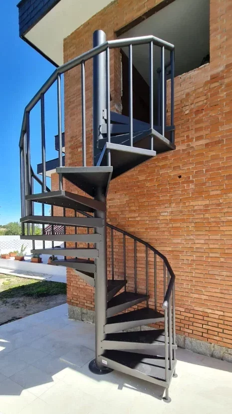 fabricacion escalera caracol a medida