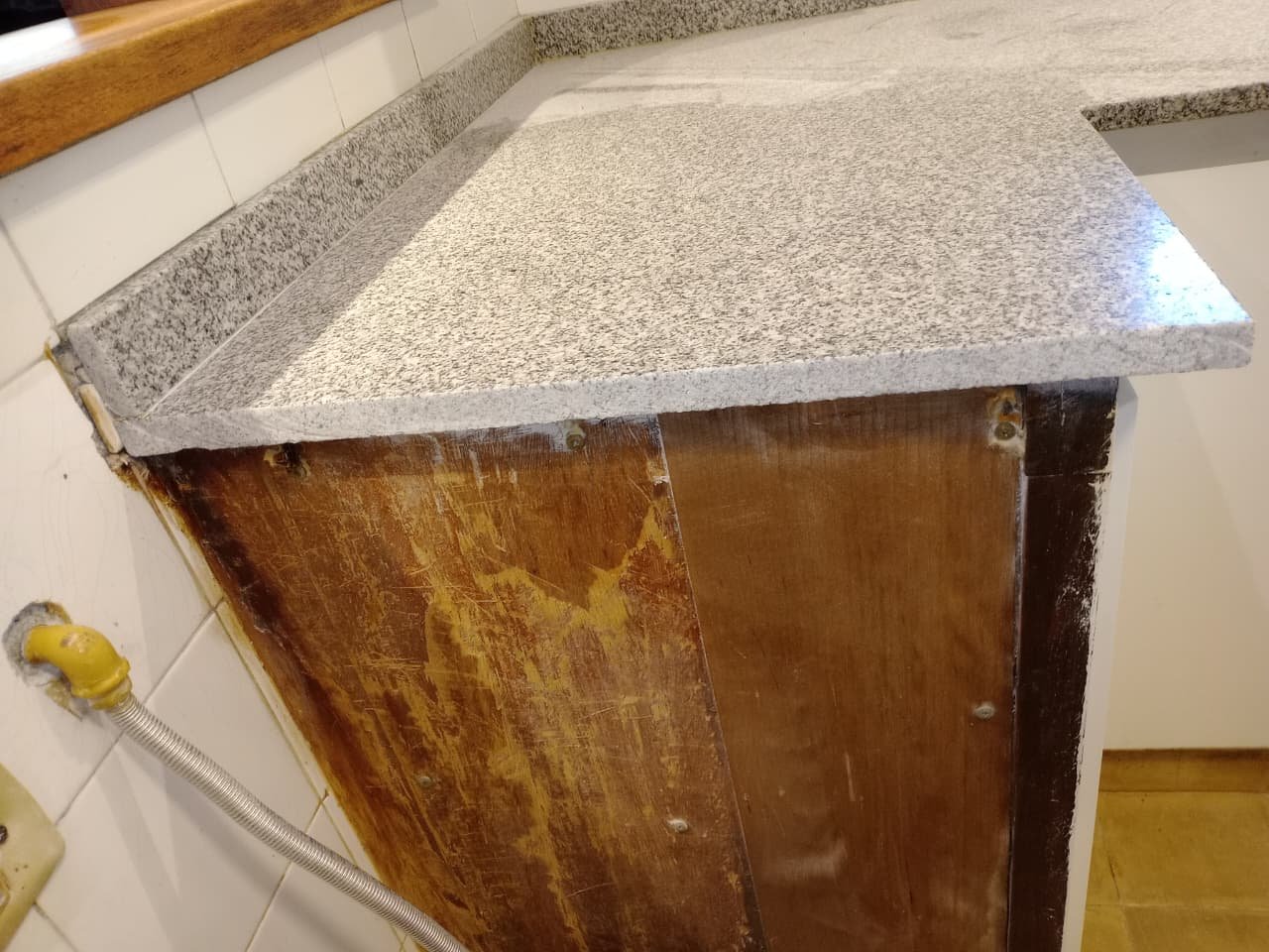 cortes traforos mesadas marmol granito silestone a domicilio